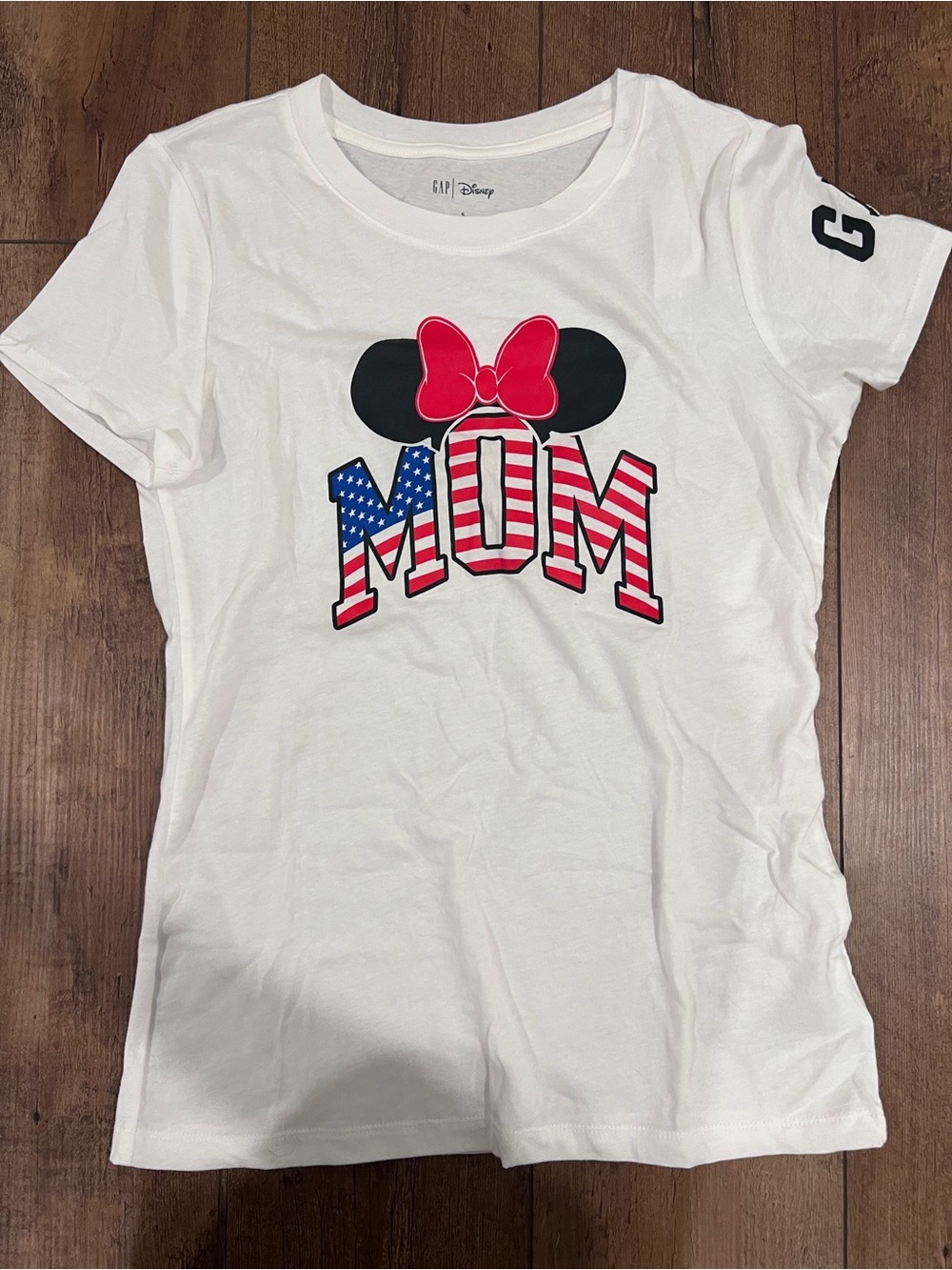 NWT GAP x Disney Minnie Mom American T-shirt, small